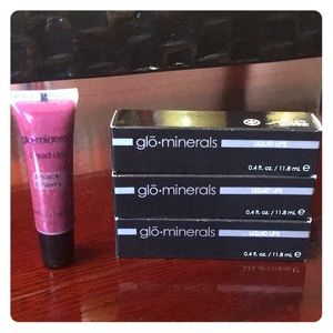Black Cherry Glo Minerals Liquid Lips